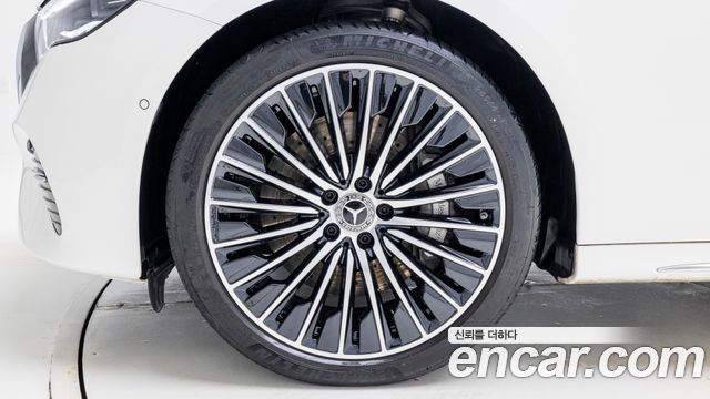 Mercedes-Benz E-Class W214 E450 4MATIC Exclusive - фото 4