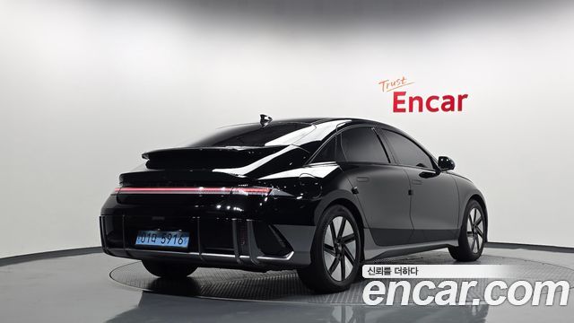 Hyundai Ioniq6 Long Range Prestige - фото 1