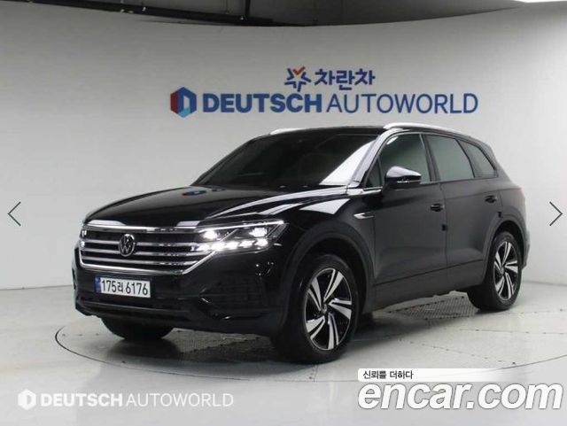 Volkswagen Touareg 3-го поколения 3.0 TDI Premium - фото 0