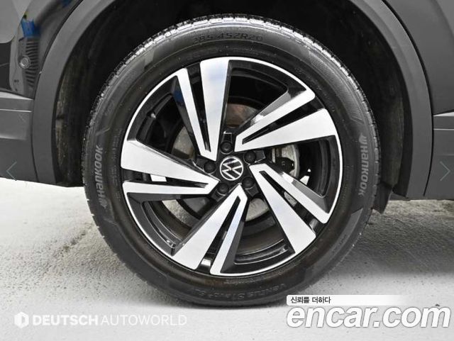 Volkswagen Touareg 3-го поколения 3.0 TDI Premium - фото 4