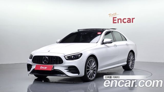 Mercedes-Benz E-Class W213 E350 4MATIC AMG Line - фото 0