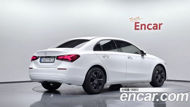 Mercedes-Benz A-Class W177 A220 Sedan - фото 0
