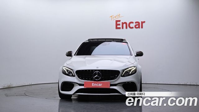 Mercedes-Benz E-Class W213 E63 AMG 4MATIC+ - фото 2