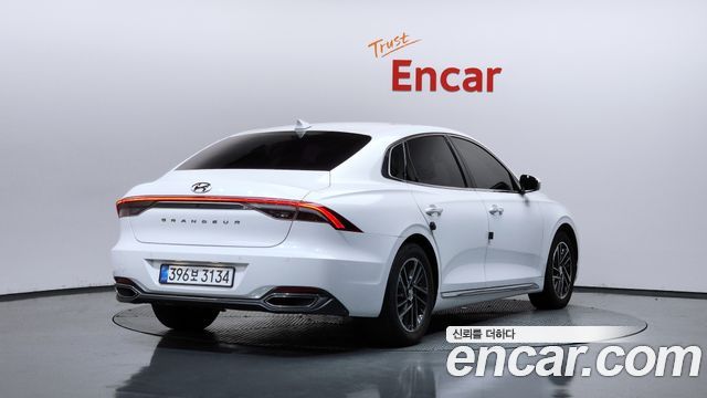 Hyundai Grandeur Новый IG 3.0 LPi Rent Car Modern - фото 1