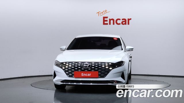 Hyundai Grandeur Новый IG 3.0 LPi Rent Car Modern - фото 2