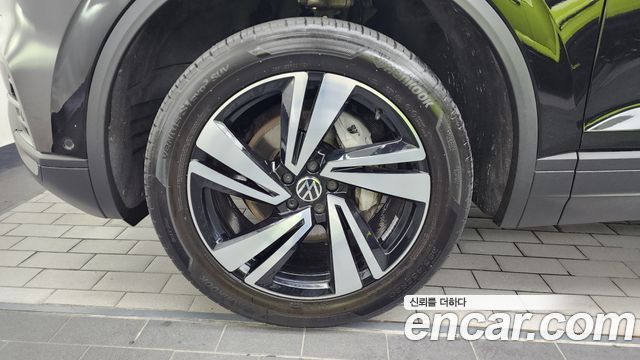 Volkswagen Touareg 3-го поколения 3.0 TDI Premium - фото 4
