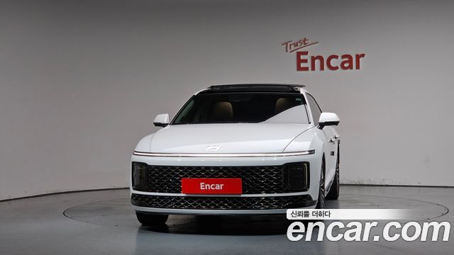 Hyundai Grandeur GN7, гибрид Calligraphy - фото 2