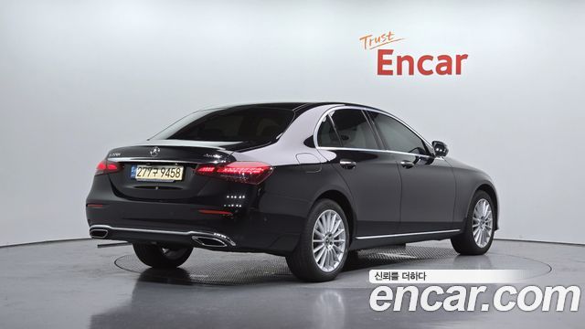 Mercedes-Benz E-Class W213 E220d 4MATIC Exclusive - фото 1