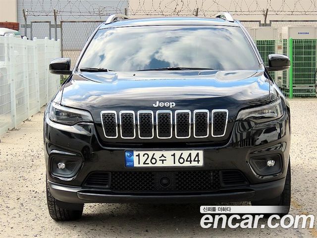 Jeep Cherokee KL 2.4 Longitude High AWD - фото 0