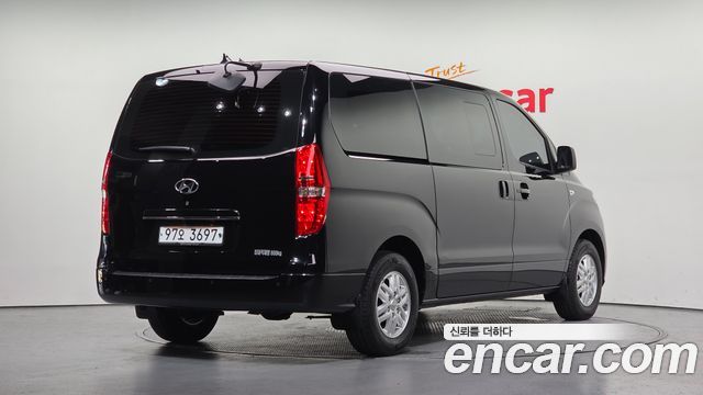 Hyundai Starex Новый Van 5-Seater LPi Smart - фото 1