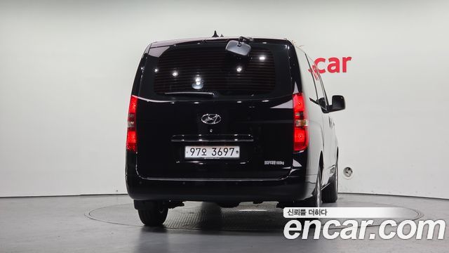 Hyundai Starex Новый Van 5-Seater LPi Smart - фото 3