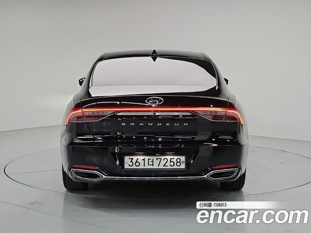 Hyundai Grandeur Новый IG, гибрид Exclusive - фото 2