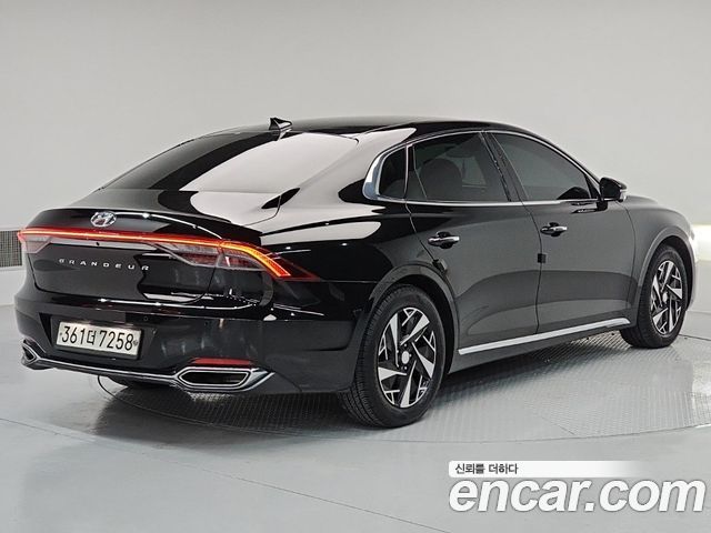 Hyundai Grandeur Новый IG, гибрид Exclusive - фото 3