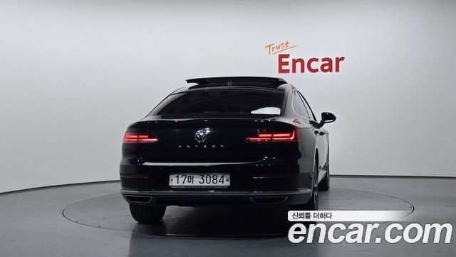 Volkswagen Arteon 2.0 TDI Premium - фото 2