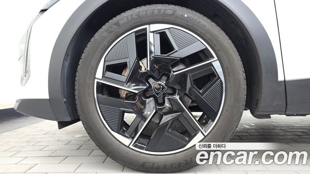 Peugeot 408 1.2 Pure Tech GT - фото 4