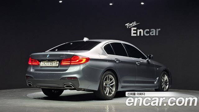 BMW 5 Series G30 530i M Sport Package Plus - фото 1
