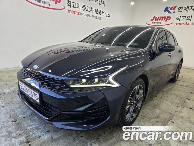 Kia K5 3-го поколения 2.0 Prestige - фото 0