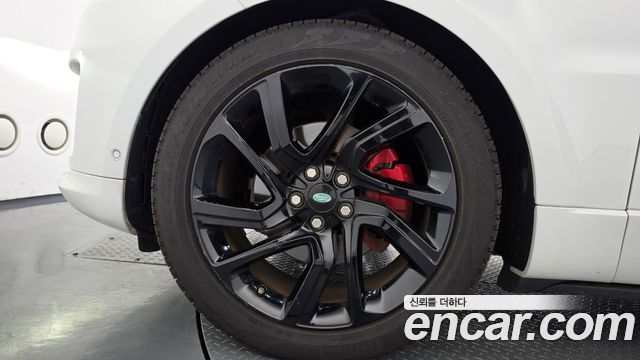 Land Rover Range Rover Sport 2-го поколения 3.0 SDV6 HSE Dynamic - фото 4