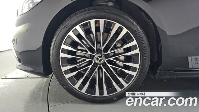 Mercedes-Benz S-Class W223 S450L 4MATIC - фото 3