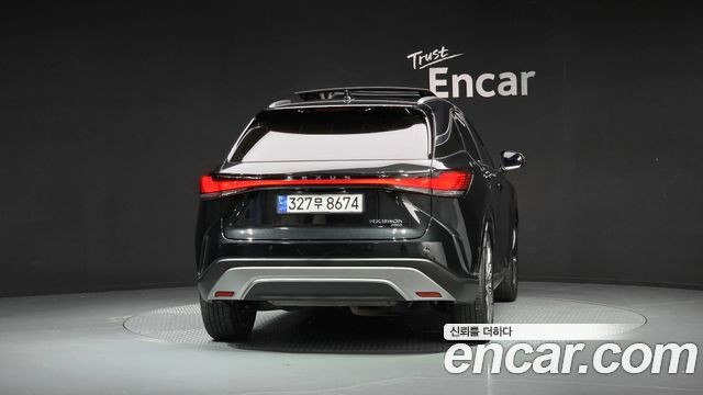 Lexus RX 350h 5-го поколения Luxury - фото 3