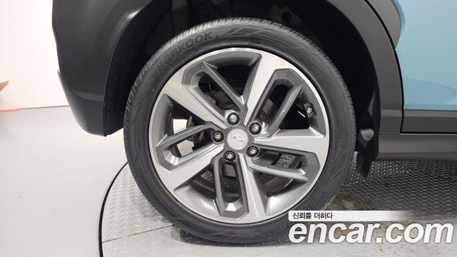 Hyundai Kona 1.6 Turbo 2WD Modern pop - фото 4