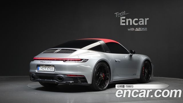 Porsche 911 Targa 4 GTS - фото 1