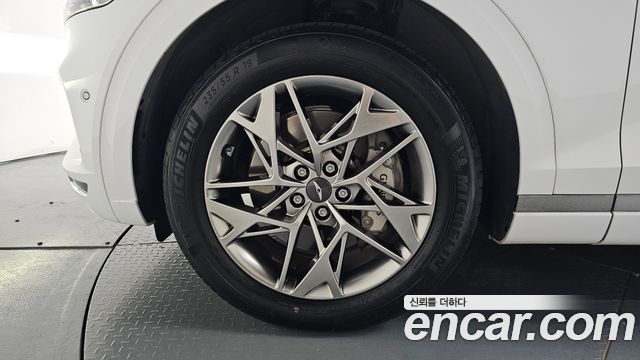 Genesis GV70 2.5T Gasoline AWD - фото 3