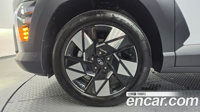 Hyundai Kona SX2, гибрид Inspiration - фото 4