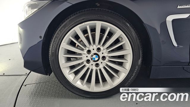 BMW 4 Series F32 420d Luxury GranCoupe - фото 3
