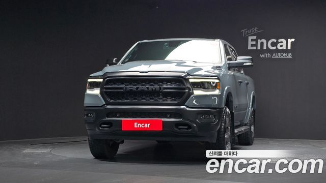 Dodge Ram Pick Up 5.7 - фото 2