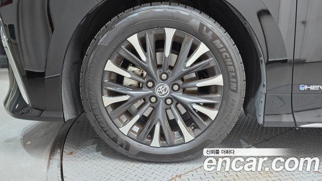 Toyota Alphard 4-го поколения 2.5 HEV Executive AWD - фото 4