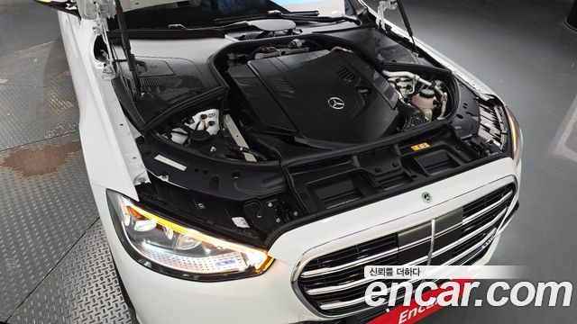 Mercedes-Benz S-Class W223 S580L 4MATIC - фото 4