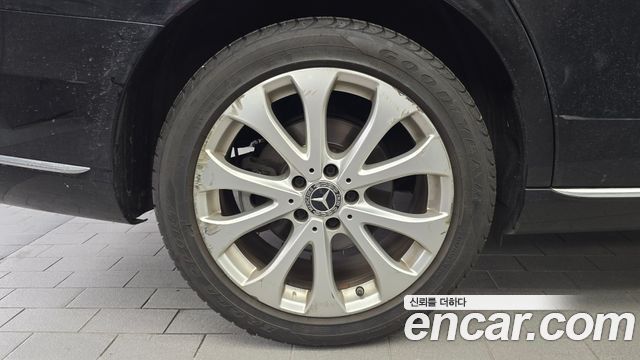 Mercedes-Benz E-Class W213 E300 4MATIC Exclusive - фото 4