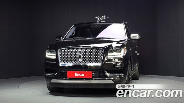 Lincoln Navigator 4-го поколения 3.5L - фото 2
