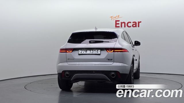 Jaguar E-PACE P250 S - фото 3