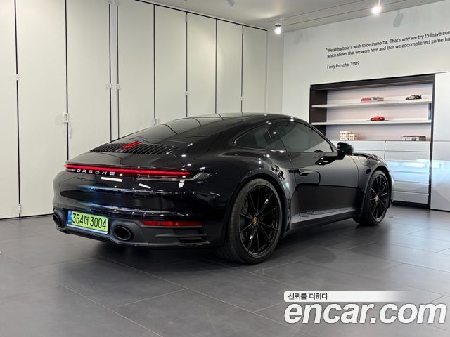 Porsche 911 Carrera - фото 1