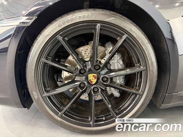 Porsche 911 Carrera - фото 4