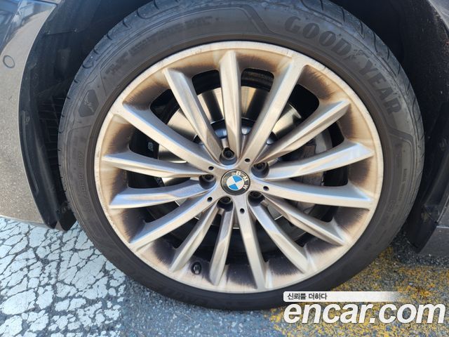BMW 5 Series G30 530i Luxury - фото 4