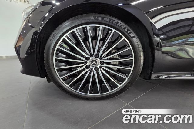 Mercedes-Benz E-Class W214 E450 4MATIC Exclusive - фото 4