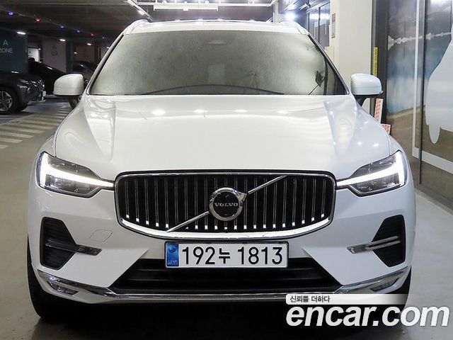 Volvo XC60 2-го поколения B5 Ultimate Bright - фото 1
