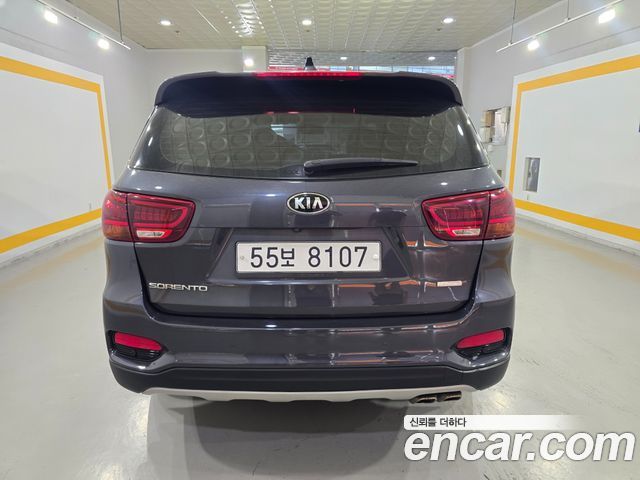 Kia Sorento New Diesel 2.2 2WD Noblesse Special - фото 4