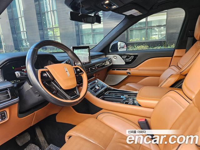 Lincoln Aviator 2-го поколения 3.0 Black Label AWD - фото 3