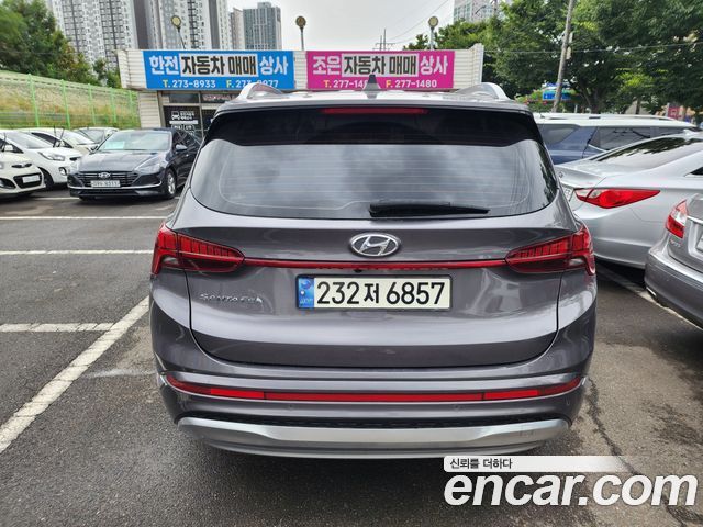 Hyundai Santafe New Diesel 2.2 2WD Calligraphy - фото 2