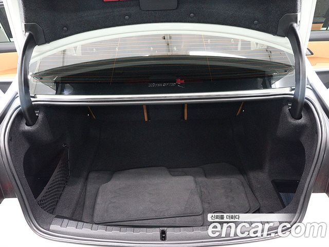 BMW 3 Series G20 320i M Sport - фото 4