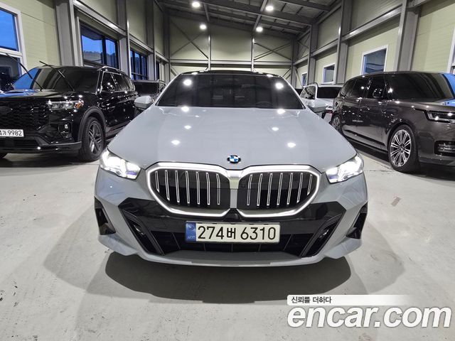 BMW 5 Series G60 530i xDrive M Sport - фото 2
