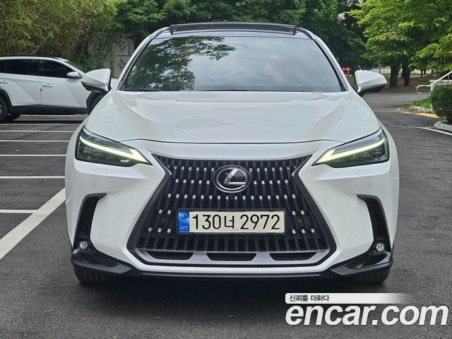 Lexus NX 350h 2-го поколения Luxury - фото 0