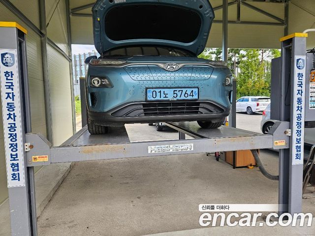 Hyundai Kona Electric Premium - фото 0