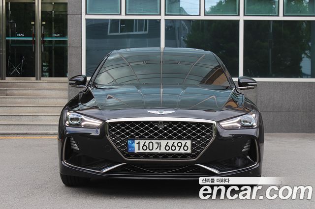 Genesis G70 3.3T Sport Elite - фото 1