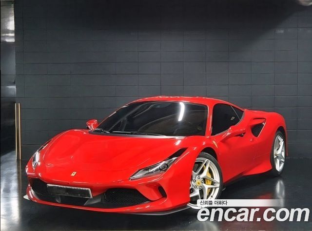 Ferrari F8 Tributo 3.9 V8 - фото 0