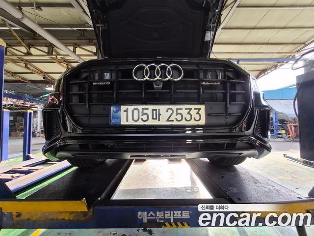 Audi Q8 50 TDI Quattro Premium - фото 0